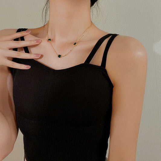 "Elegant jewelry gift for women, perfect for special occasions."
