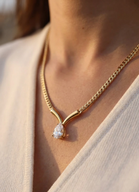 Viva Teardrop Solitaire Necklace (Titanium Steel)