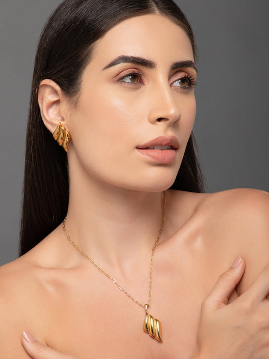 Give Me Wings Necklace (Titanium Steel)