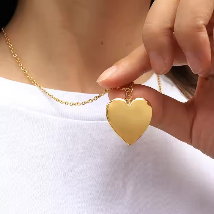 the open heart design is both timeless and versatile.