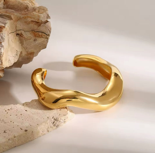 Melting Wave Cuff Bracelet