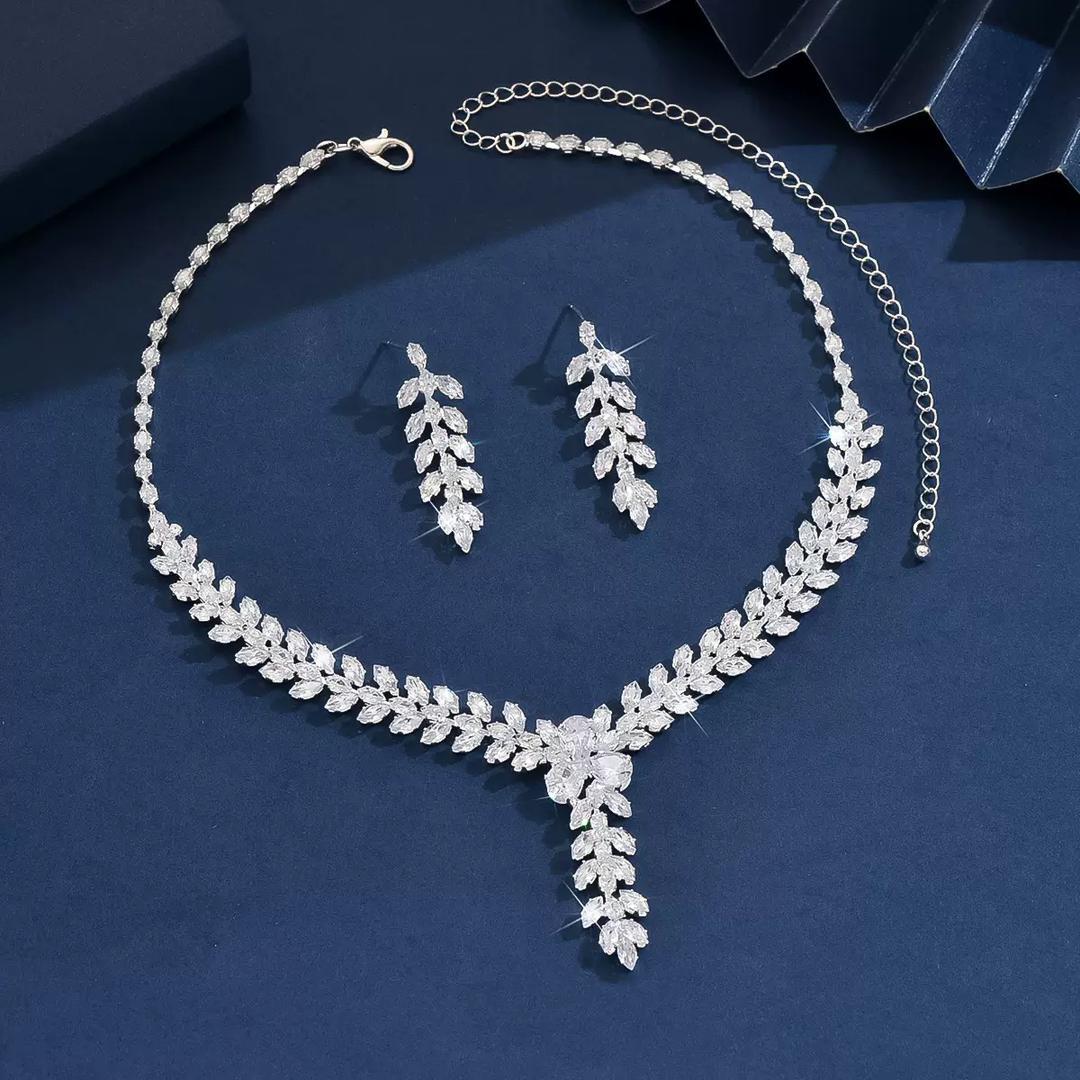 Luxe Diamond Necklace Set