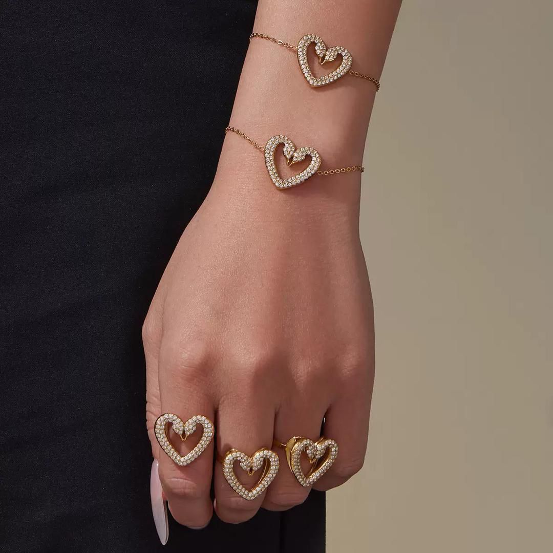 Hearty Necklace and Bracelet Set