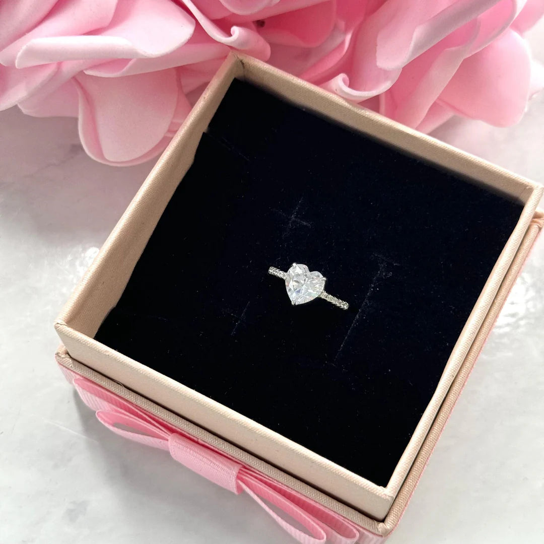 Solitaire Heart Ring
