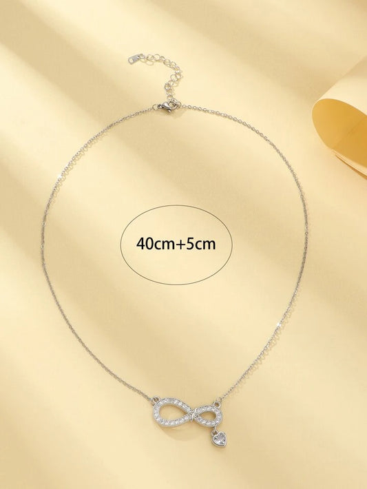 Stylish daily wear neckpiece, designed for effortless elegance.

