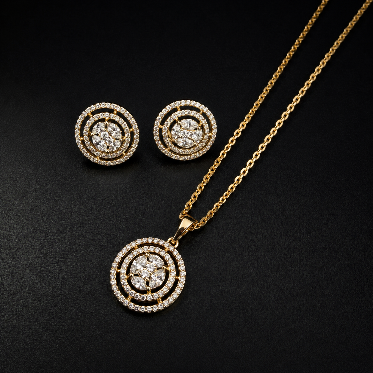 Fleur Halo Necklace Set