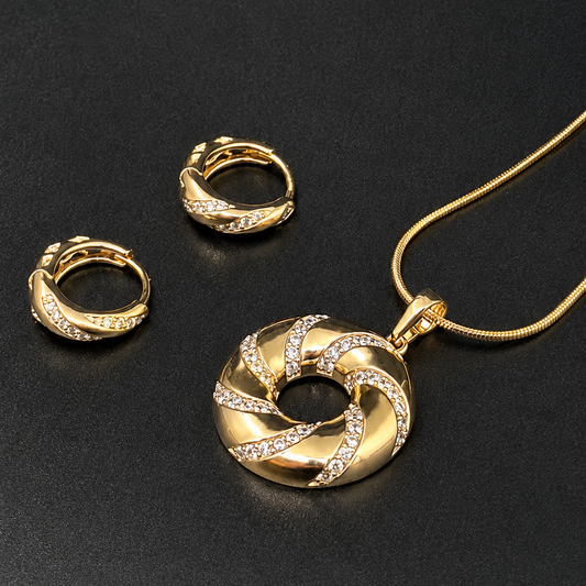 Twirl Pendant Necklace Set