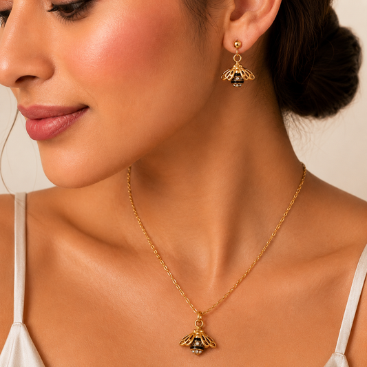 Queen Bee Necklace Set (Titanium Steel)