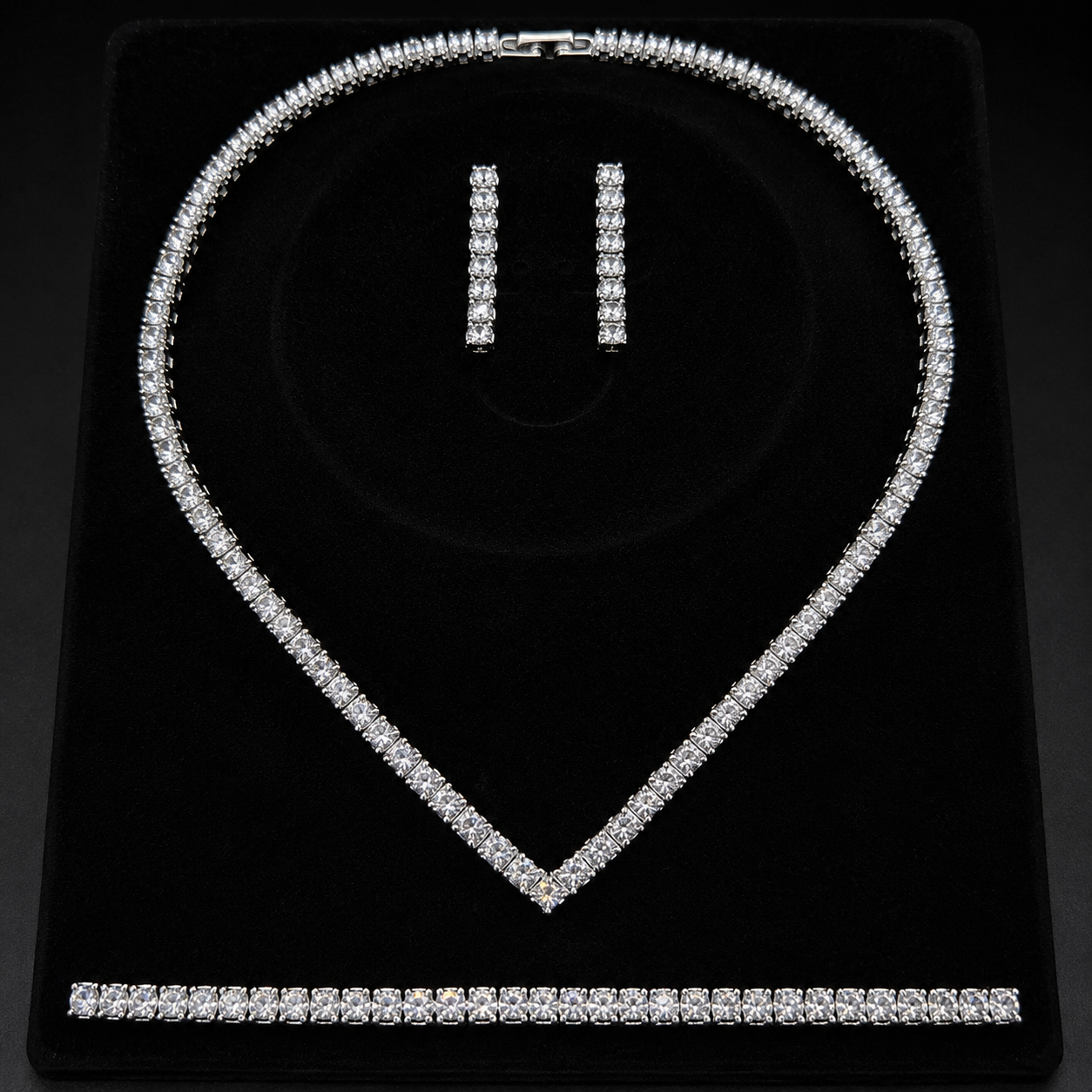 Infinity Royale Necklace Set