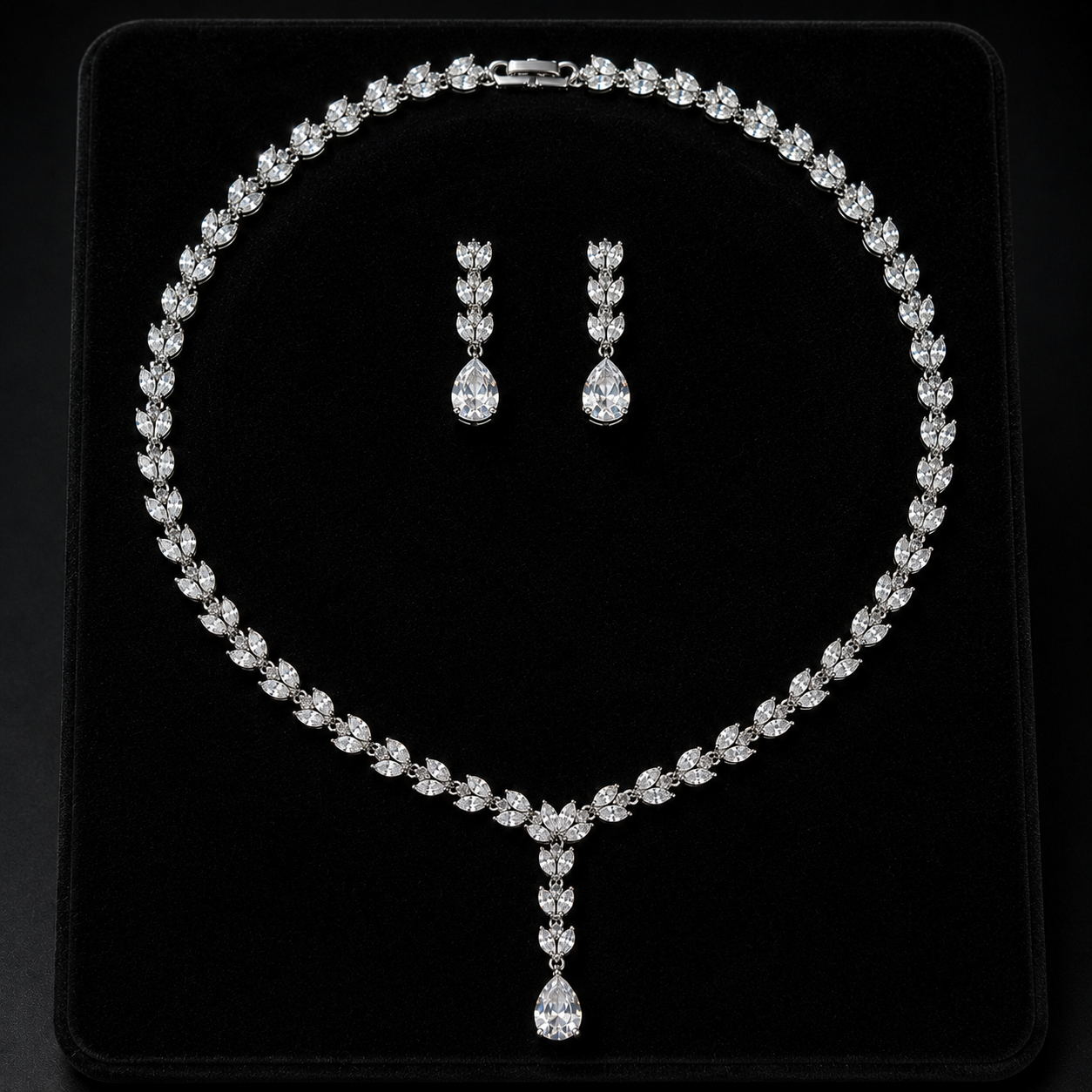 Elysia Bloom Necklace Set