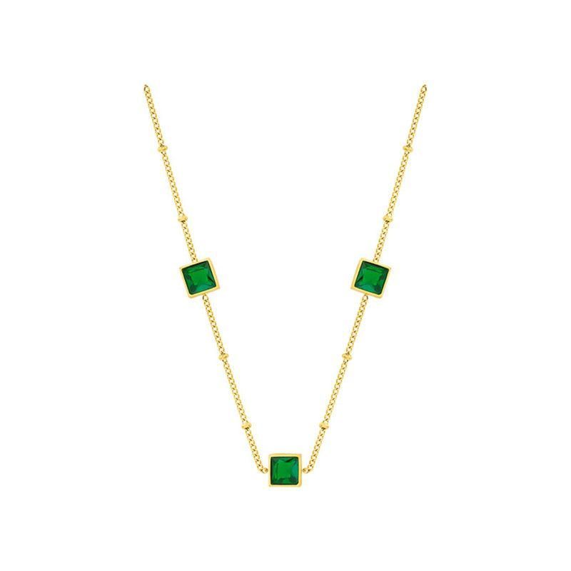 "Versatile gold neckpiece, perfect for everyday style and comfort."
