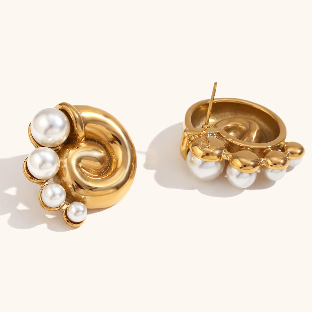 These earrings are perfect for those who love nature-themed jewelry with a twist of elegance.