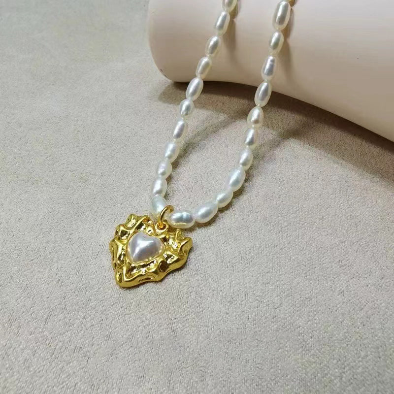 Lustrous pearl jewelry, tarnish-resistant for lasting shine.
