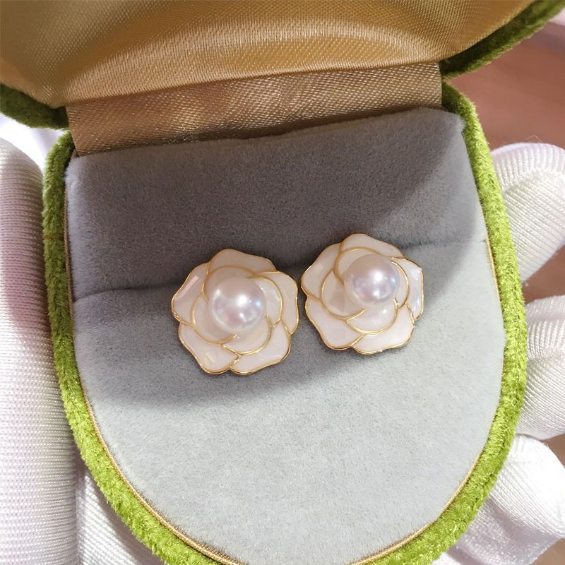 Pearl Flower Earrings