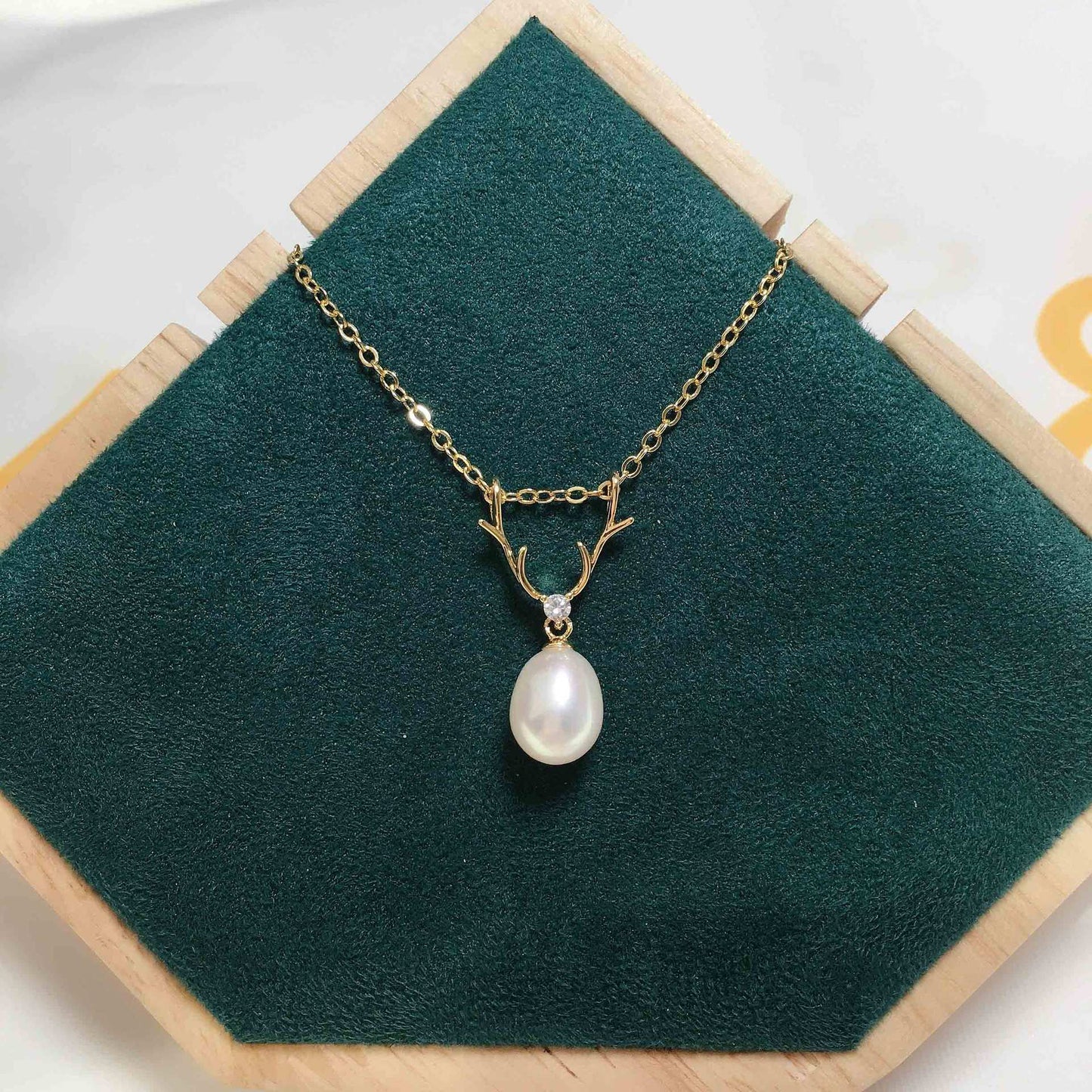 Gold Antler Pearl Drop Necklace  (925 Sterling Silver)