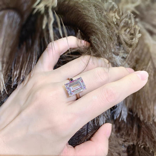 Emerald Cut Solitaire Ring (Adjustable)