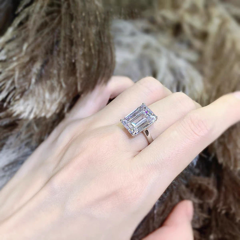 Emerald Cut Solitaire Ring (Adjustable)