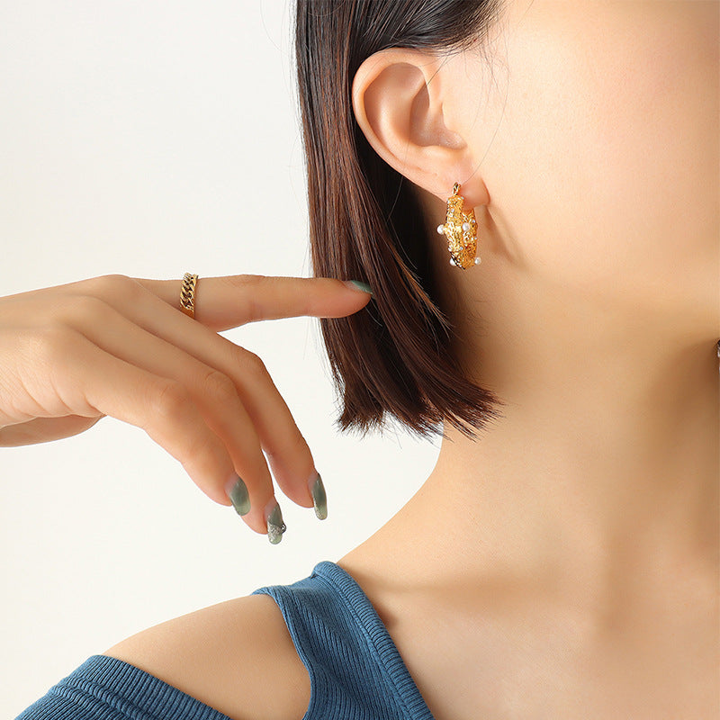 Popped Pearl Gold Hoops