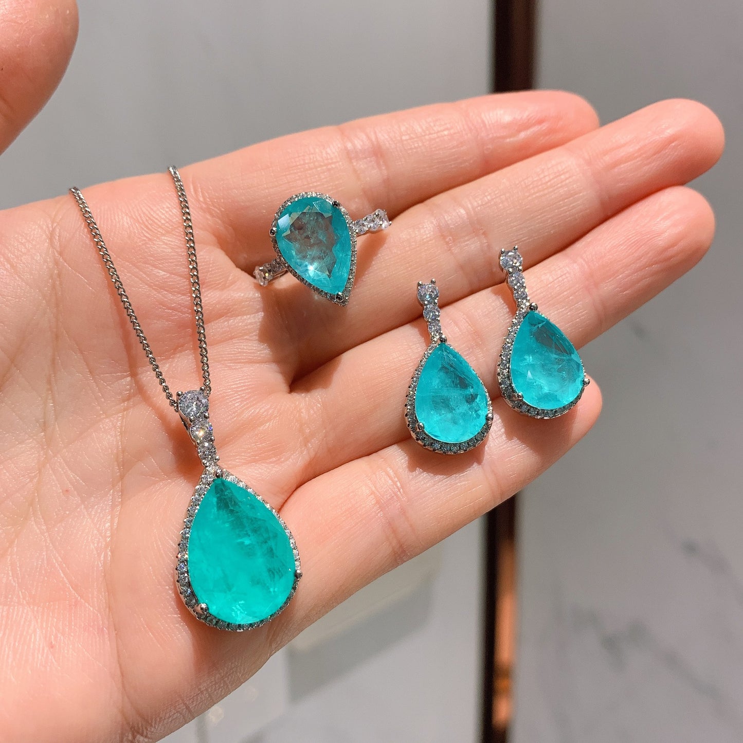 Tear Drop Ocean Blue Necklace Set With Ring