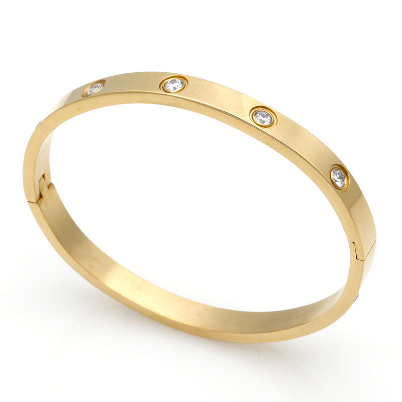 The Oval Love Bangle