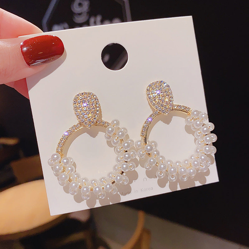 "Luxury jewelry gift for her, designed to impress and delight."