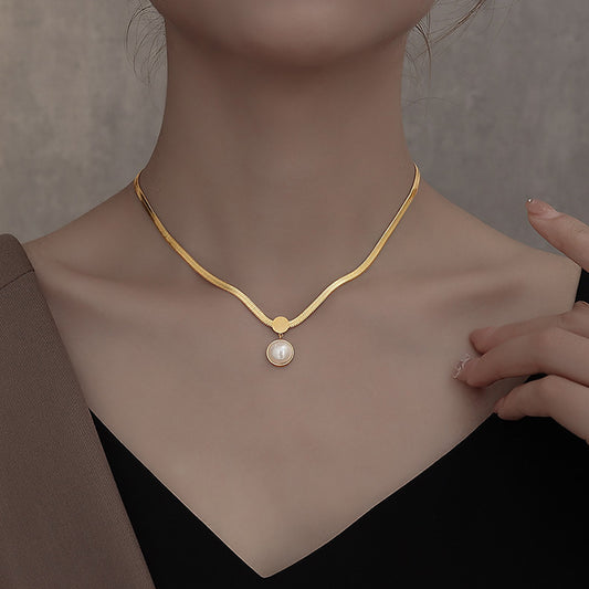 The perfect and delicate necklace for girls.