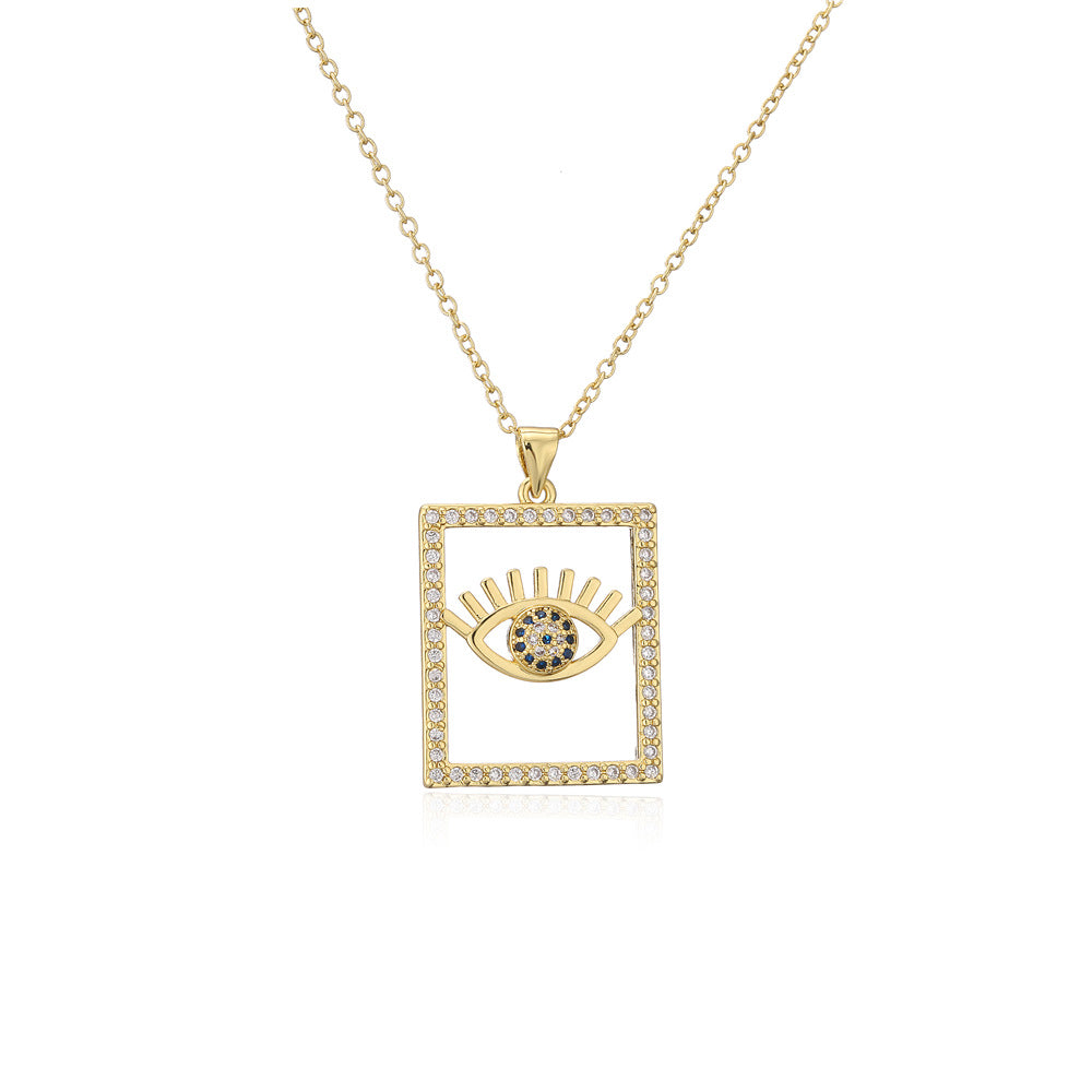 Comes With a Premium Gifting/Storage Box.
18k gold plated over stainless steel Water/Tarnish Resistant
