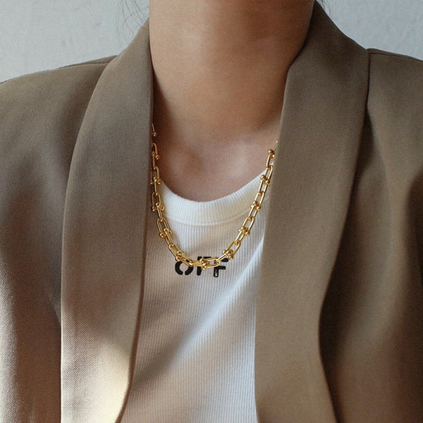 "Versatile gold neckpiece, perfect for everyday style and comfort."
