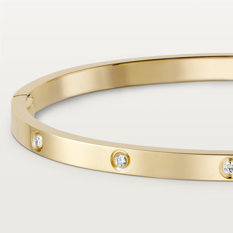 The Oval Love Bangle