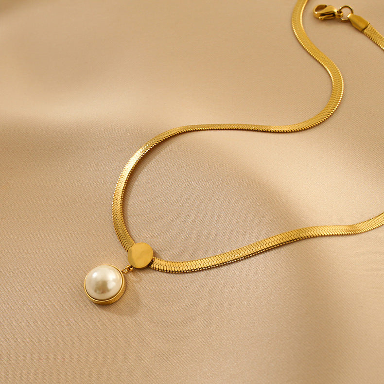 "Luxury jewelry gift for her, designed to impress and delight."